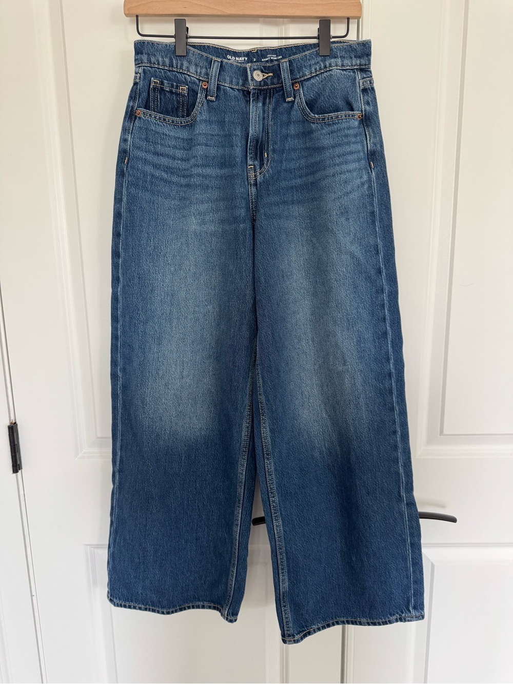 Old Navy Baggy Wide-Leg Jeans in Dark Blue Denim
